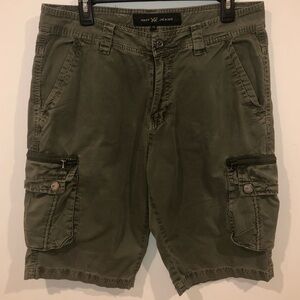 Xray jeans cargo shorts size 33